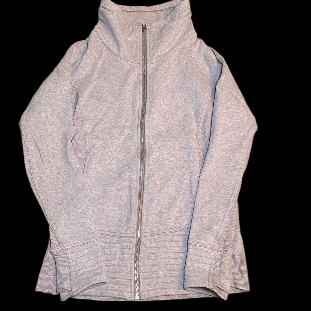 Lululemon Radiant Funnel Neck Women's Pink Jacket Size 8